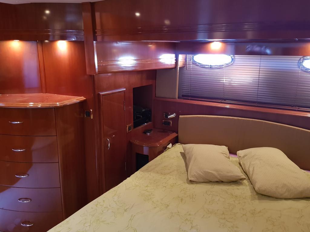 Xclusive 22M Air Conditioned 3-Luxury Bdr Lovely Yacht Hotel Eilat Exterior photo